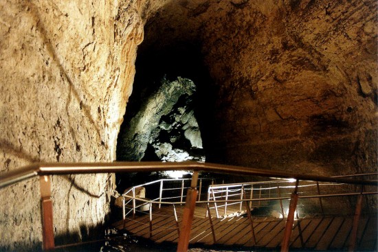Two Caves by Manuel Fonseca Gallego