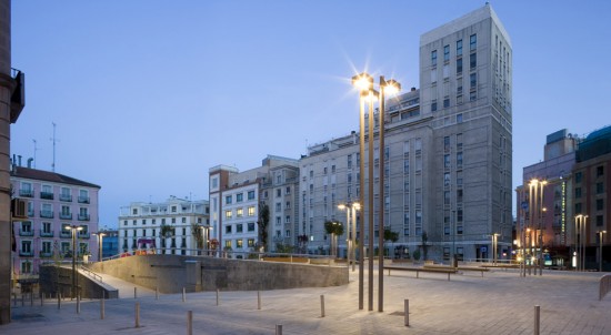Plaza de Santo Domingo by Mariñas Arquitectos Asociados
