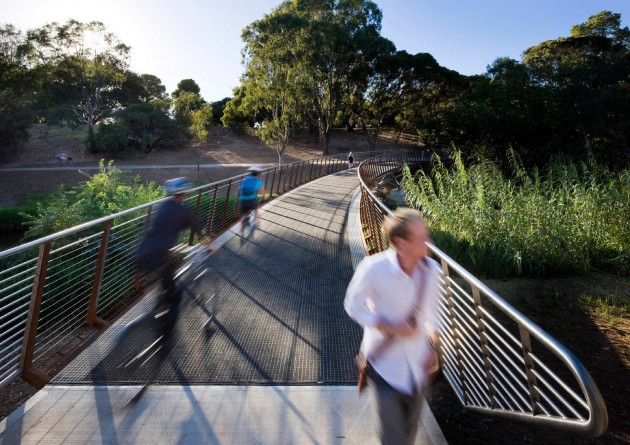 River Torrens Bridge by Oxigen