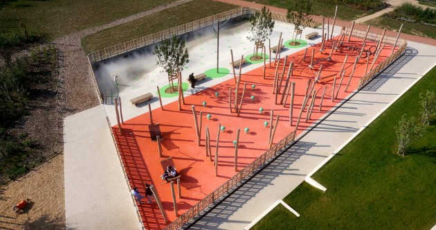 Clos Layat Park by BASE