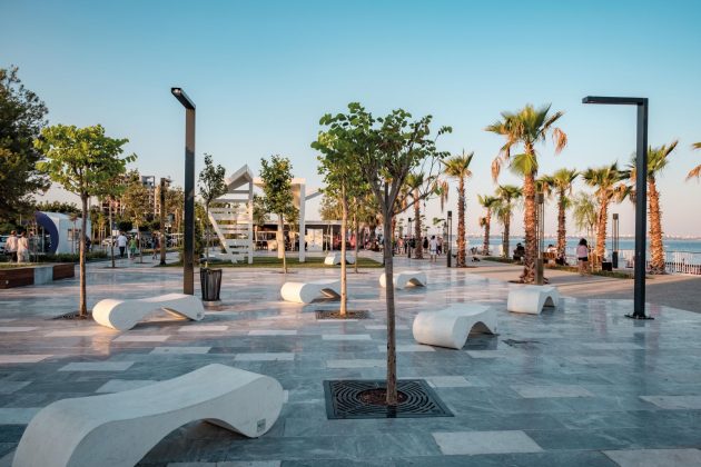 Rivola Urban Lounger