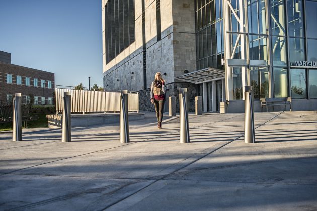 Guide Bollard