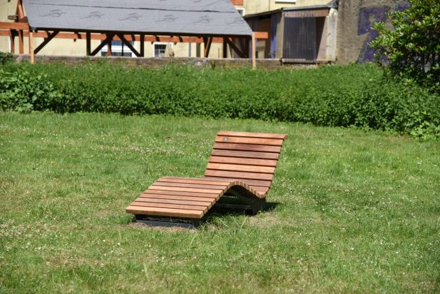Notaris Lounger